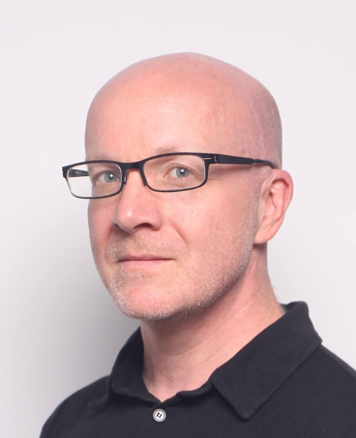 Andrew headshot